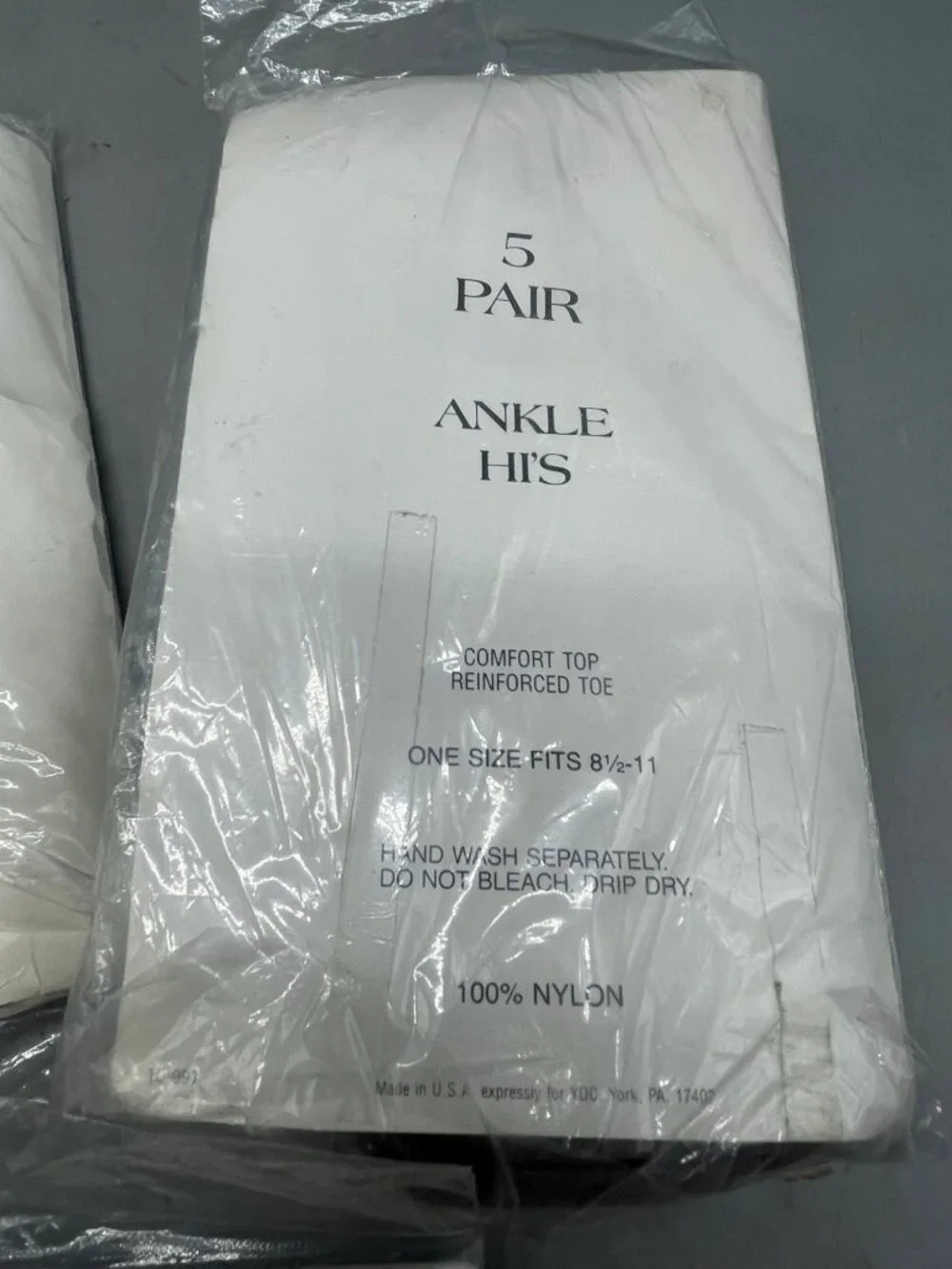 set of 3 knee hi's ankle hi's nylons 5 pair each package sheer comfort READ NEW